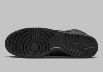 Undercover Nike Dunk High Black 1985 Chaos Balance