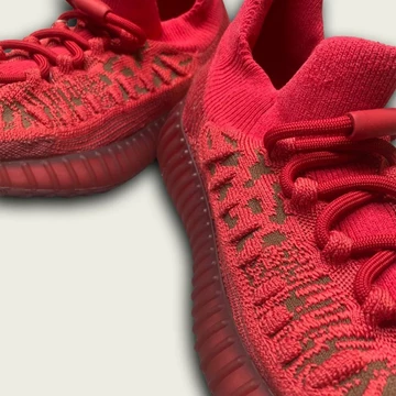 Yeezy 350 V2 CMPCT Slate Red