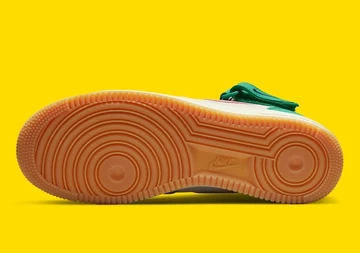 Air Force 1 Mid Bleached Coral