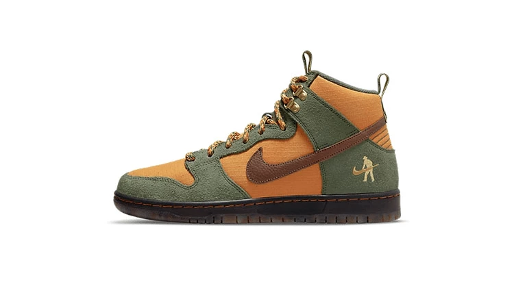 Passport Nike SB Dunk High Workboots