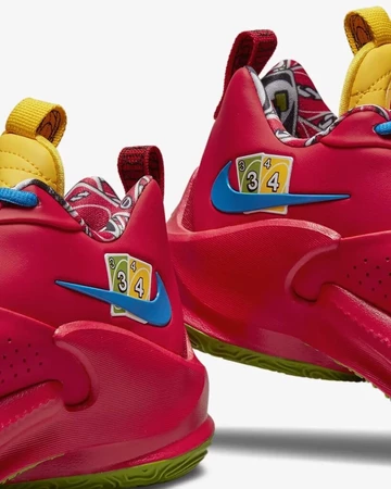 UNO Nike Zoom Freak 3
