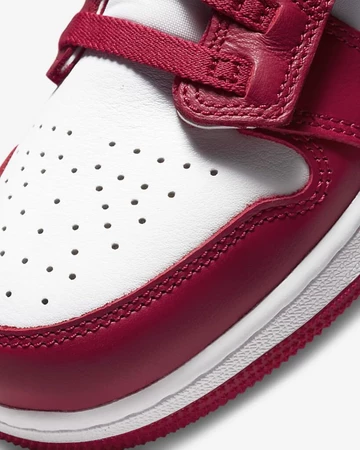 Jordan 1 FlyEase Cardinal Red
