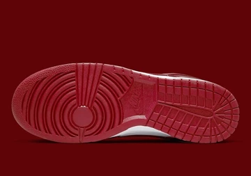 Nike Dunk Low Team Red