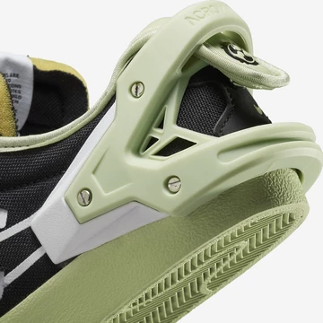 Die Acronym Nike Blazer Low und das Apparel kommen am 10. Februar