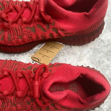 Yeezy 350 V2 CMPCT Slate Red