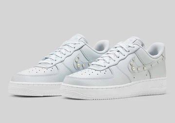 Air Force 1 Pearl Swoosh
