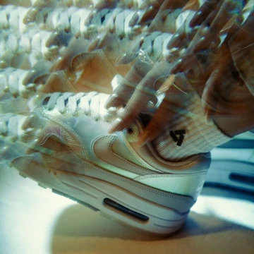 Air Max 1 La Ville Lumière