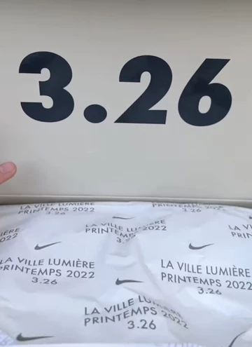 Air Max 1 La Ville Lumière