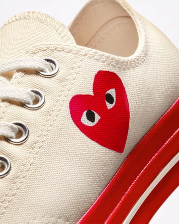 Comme des Garçons PLAY Converse Chuck 70 Red