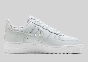 Air Force 1 Pearl Swoosh