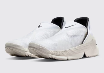 Nike Go FlyEase All White