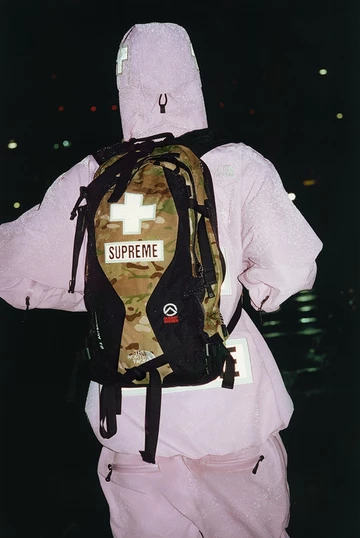 Supreme The North Face Spring 2022 kommt am 24. März