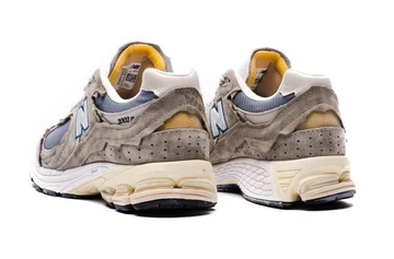 New Balance 2002R Mirage Grey Protection Pack