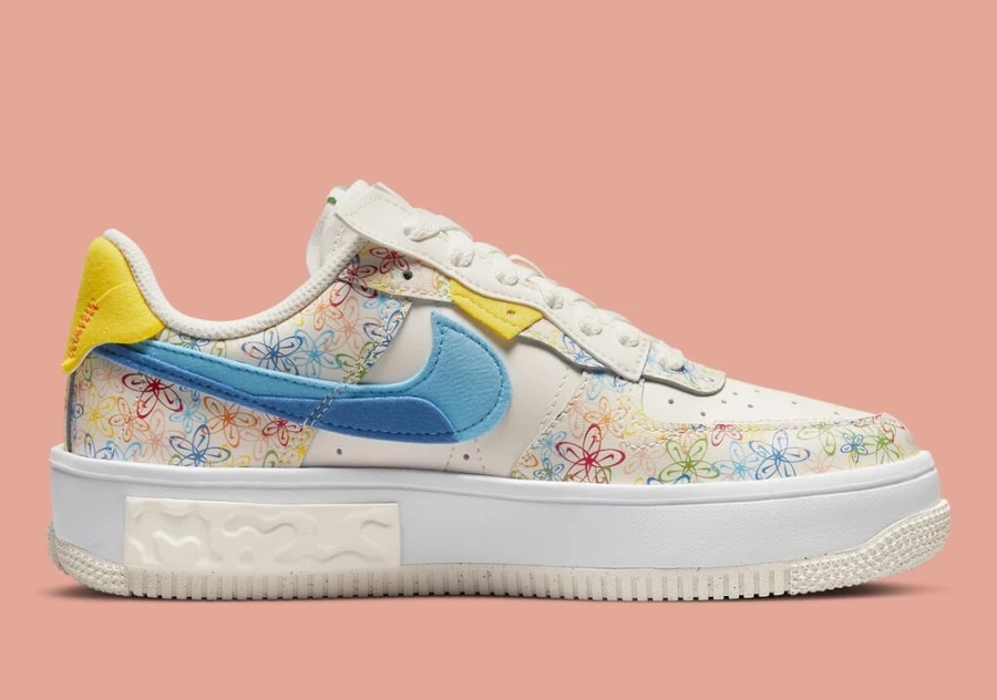 Air Force 1 Fontanka Flower DV3211-100 | Dead Stock