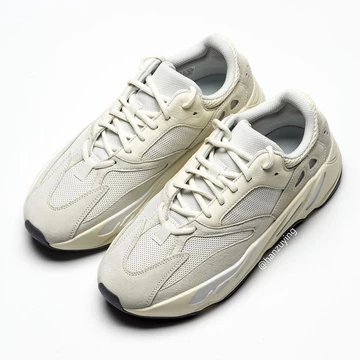 adidas Yeezy Boost 700 Analog