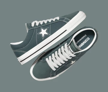 thisisneverthat x Converse One Star Pro von oben
