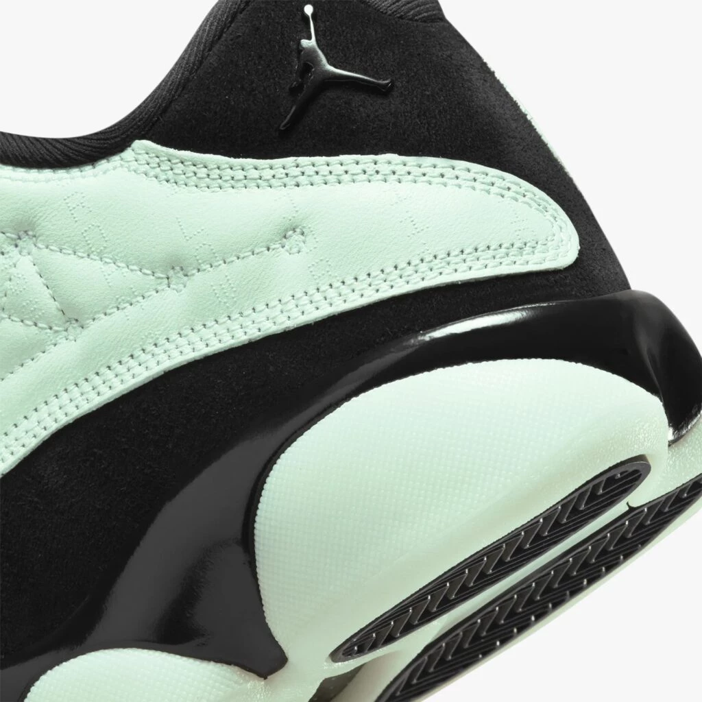 Jordan 13 black green best sale