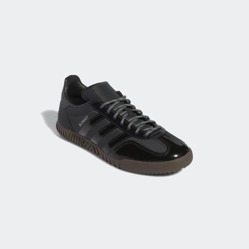 adidas gazelle silver green womens Adidas Samba Adv, chalk white/grey one/carbon main image 0