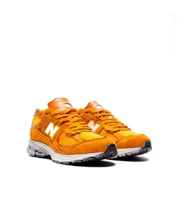 New Balance 2002R Vintage Orange Protection Pack