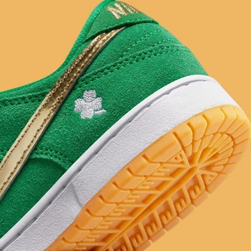 Nike Dunk Low St Patricks Day 2022 Official Pictures