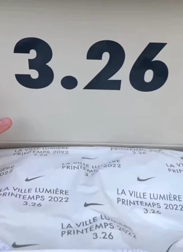 Nike Air Max 1 La Ville Lumiere