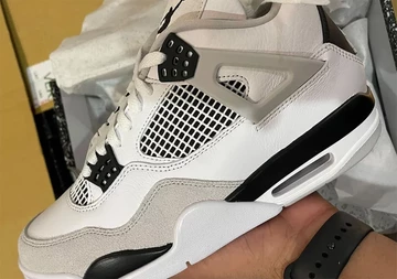 Air Jordan 4 Military Black