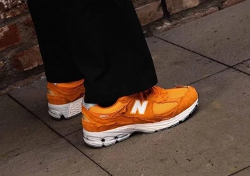 New Balance 2002R Vintage Orange
