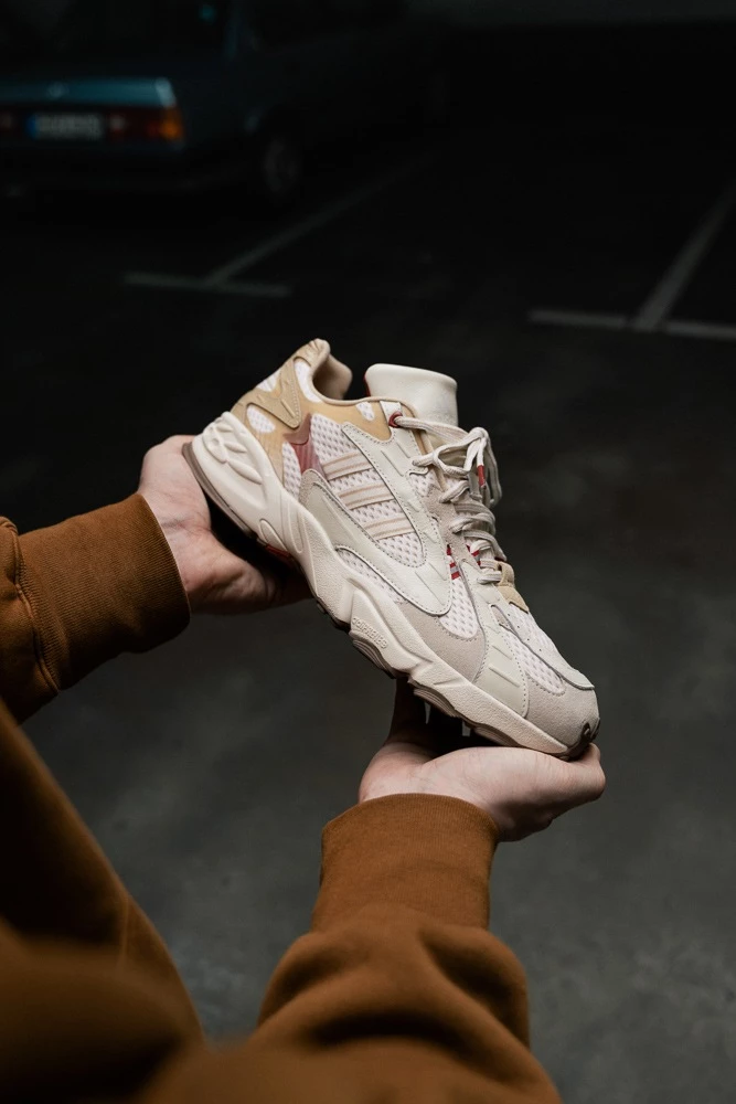 adidas Savage - on feet | Dead Stock