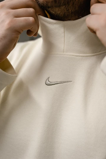 Nike Center Swoosh- new collection