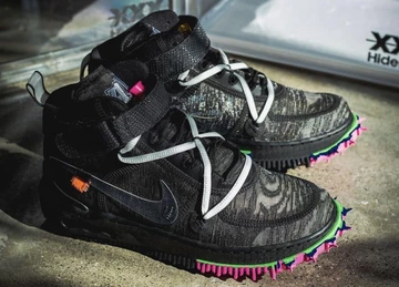 Off-White Air Force 1 Mid Black - second colourway