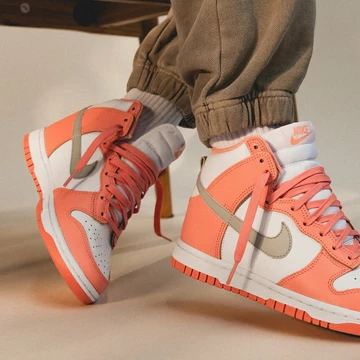 Dunk High Salmon