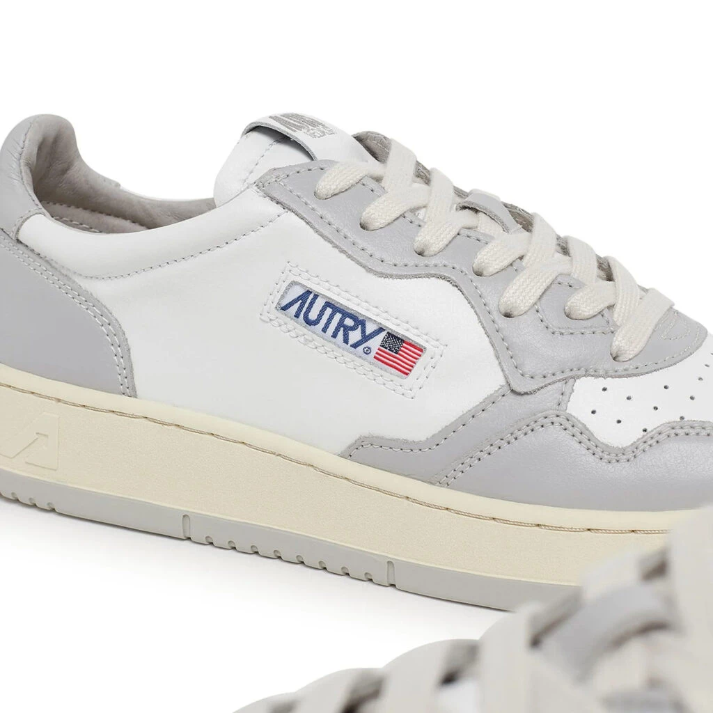 Autry Medalist Gray White AULMWB10 | Dead Stock
