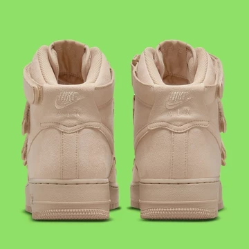 Billie Eilish Air Force 1 High