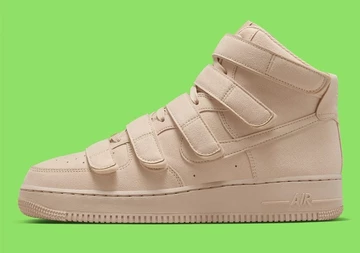 Billie Eilish Air Force 1 High