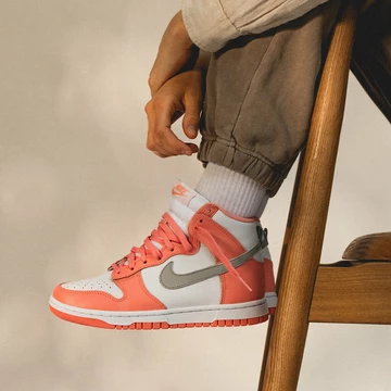 Dunk High Salmon