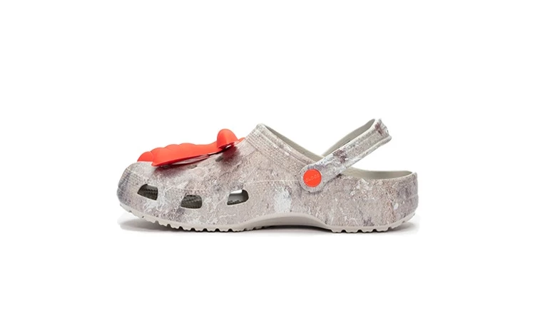 Staple Crocs Sidewalk Luxe Classic Clog