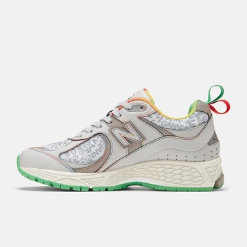 GANNI New Balance 2002R Rain Cloud Island Green