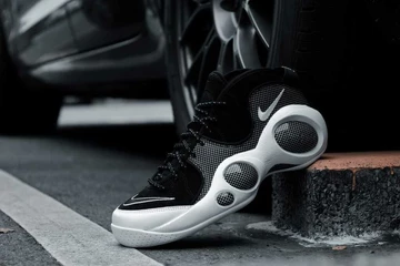 Nike Air Zoom Flight 95 Black Metallic DM0523-001