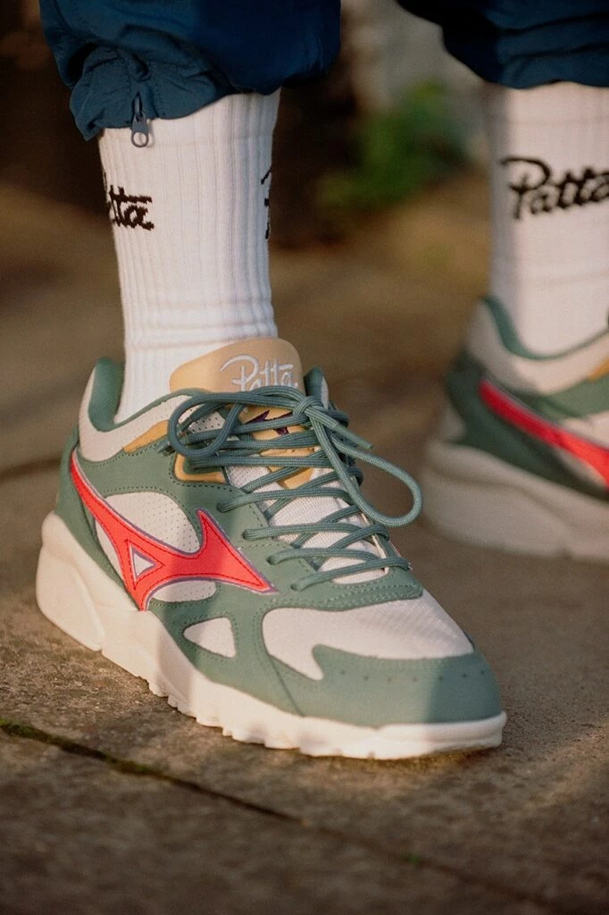 Patta x Mizuno Sky Medal Ivory Red Green Size 8.5 US D1GD211902 PATTA MIZUNO SKY MEDAL IVORY RED GREEN D1GD211902 US 9.5  main image 3