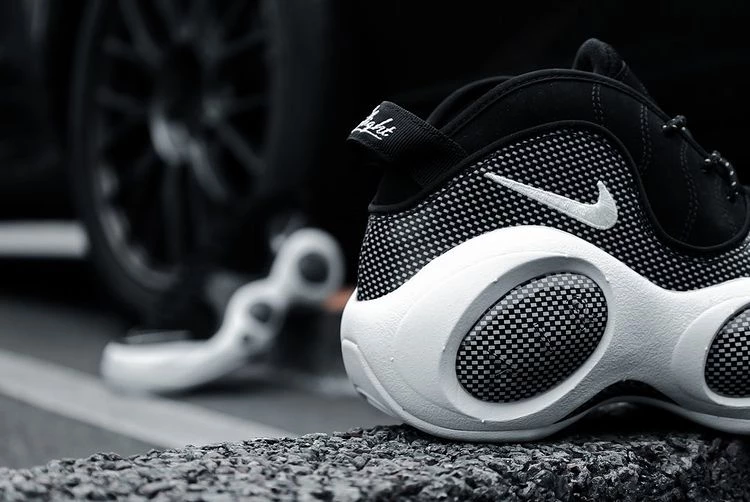 Air Zoom Flight 95 Black Metallic Dead Stock