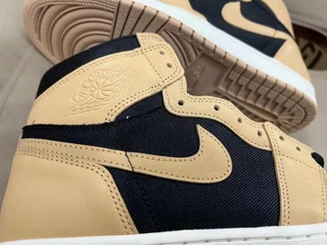 Air Jordan 1 High Heirloom
