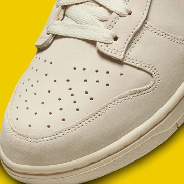 Dunk Low Banana