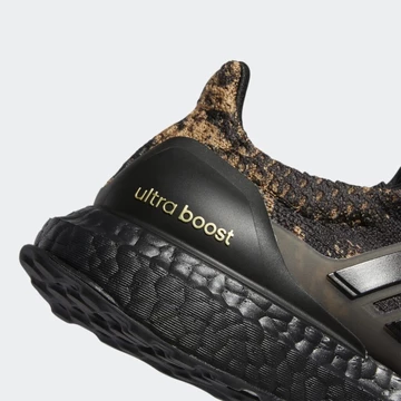 adidas Ultra Boost Bleach Dye Pack Cardboard