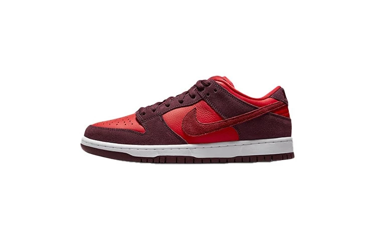 Nike SB Dunk Low Cherry