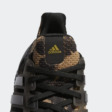 adidas Ultra Boost Bleach Dye Pack Cardboard