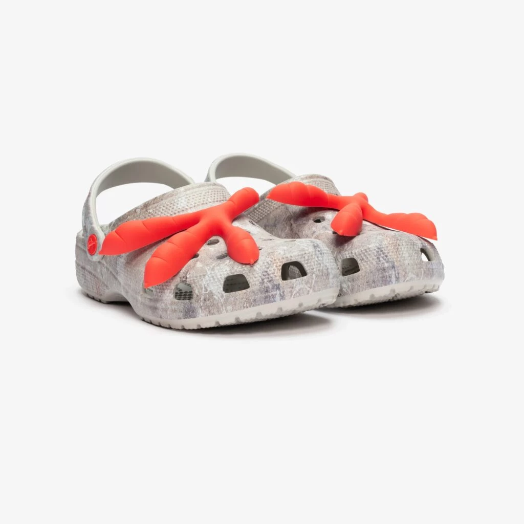 Staple Crocs Sidewalk Luxe Classic Clog 207917-90H | Dead Stock