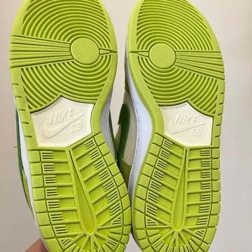 Nike SB Dunk Low Green Apple Fruity Pack - Official Pictures