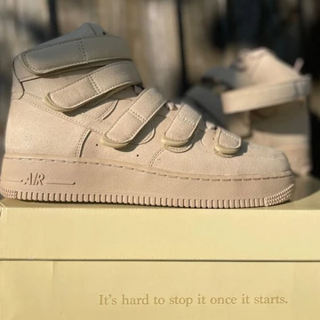 Billie Eilish Nike Air Force 1 - first look