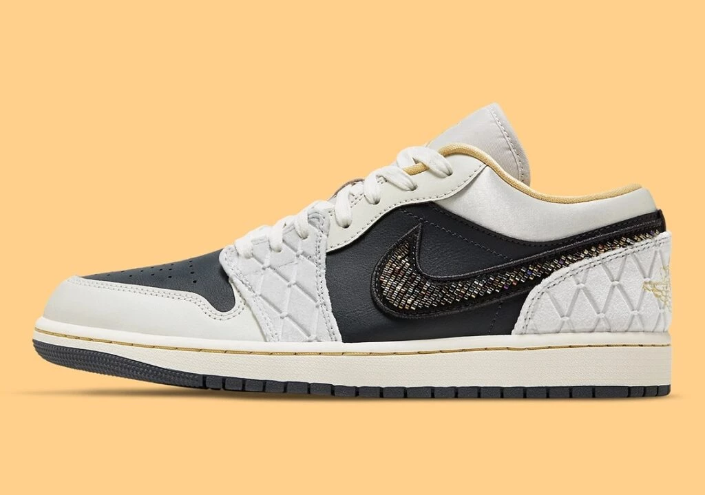 NIKE★海外限定 Jordan 1 Low Beaded Swoosh Jordan 1 Low Beaded Swoosh Men's - DV1762-001 - US
