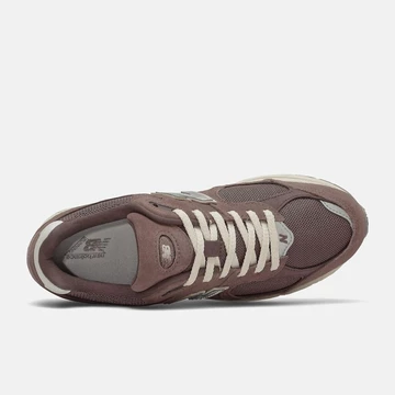 New Balance 2002R Black Fig